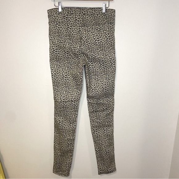 DIVIDED Cheetah Print Jeans - Stretch, Skinny , No Back Pockets - Picture 2 of 5
